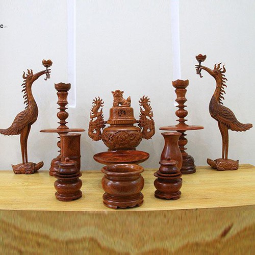 Bộ Đồ Thờ Gỗ Hương Chạm 11 Món